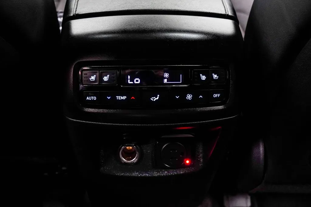 2025 Hyundai Palisade Calligraphy Night Edition, photo 20