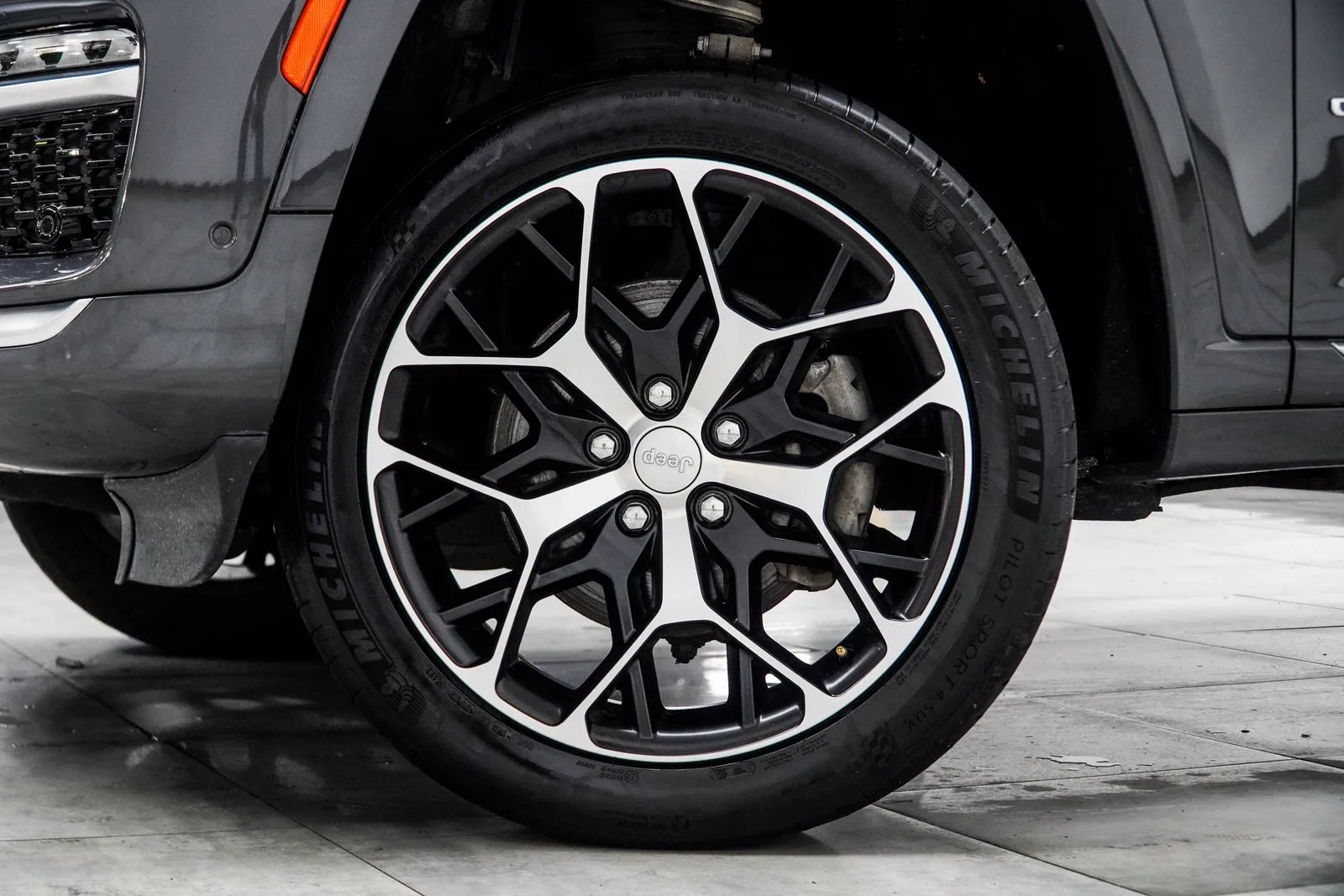2022 Jeep Grand Cherokee Summit Reserve, photo 5