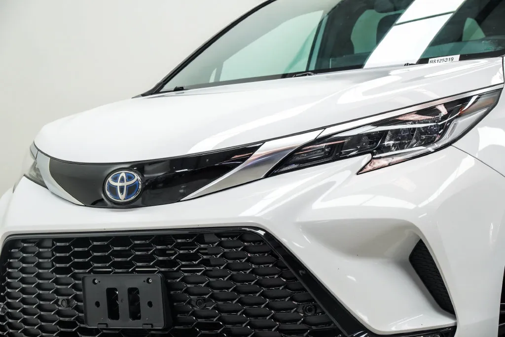 2024 Toyota Sienna XSE, photo 2