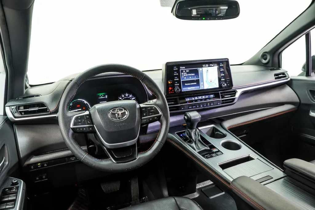 2024 Toyota Sienna XSE, photo 4