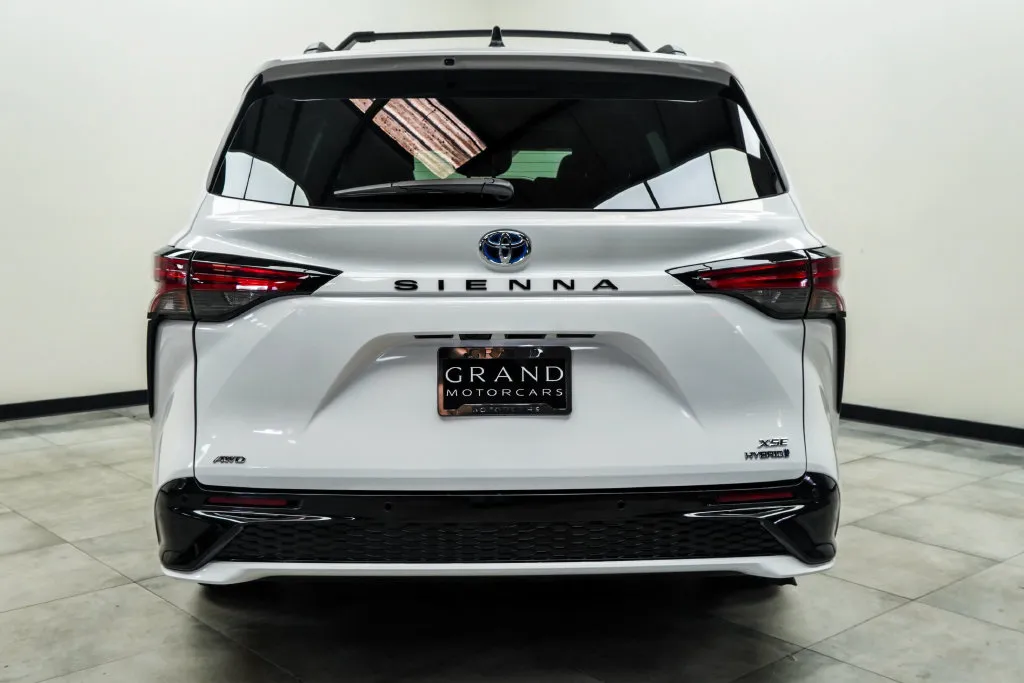2024 Toyota Sienna XSE, photo 8