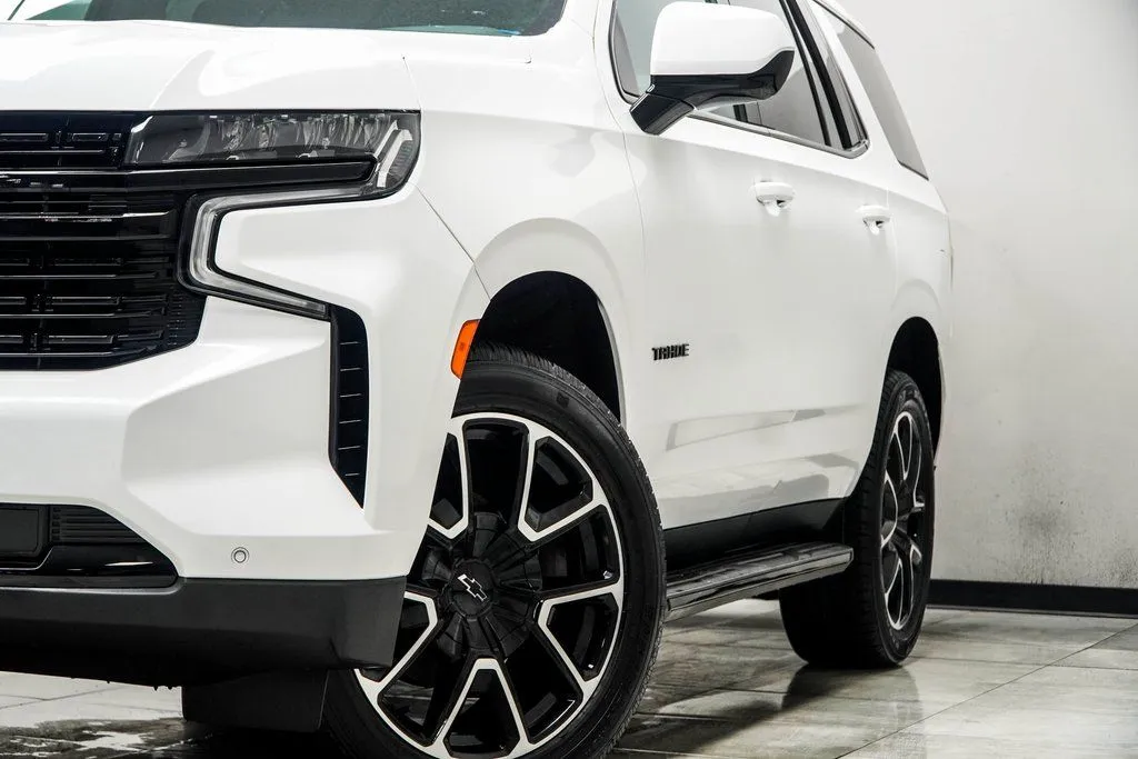 2023 Chevrolet Tahoe RST, photo 2