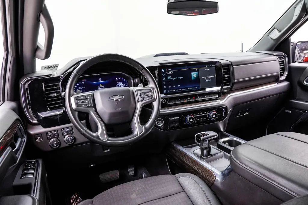 2024 Chevrolet Silverado 1500 LT Trail Boss, photo 3