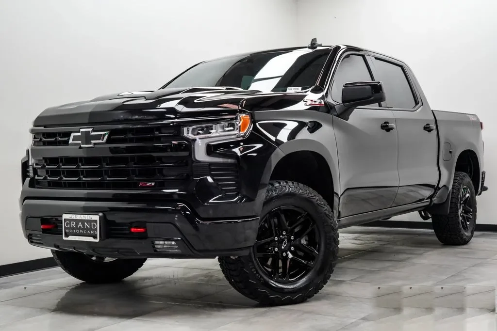 2024 Chevrolet Silverado 1500 LT Trail Boss, photo 1