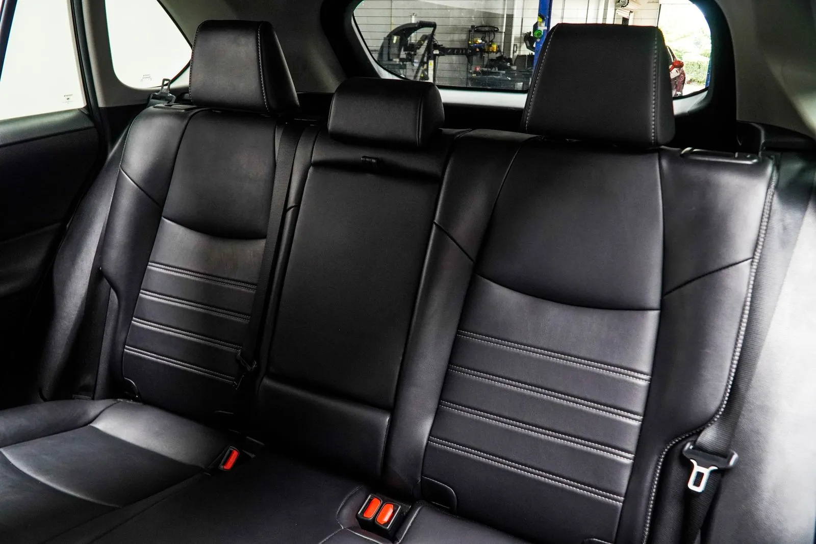 2024 Toyota RAV4 XLE Premium, photo 33