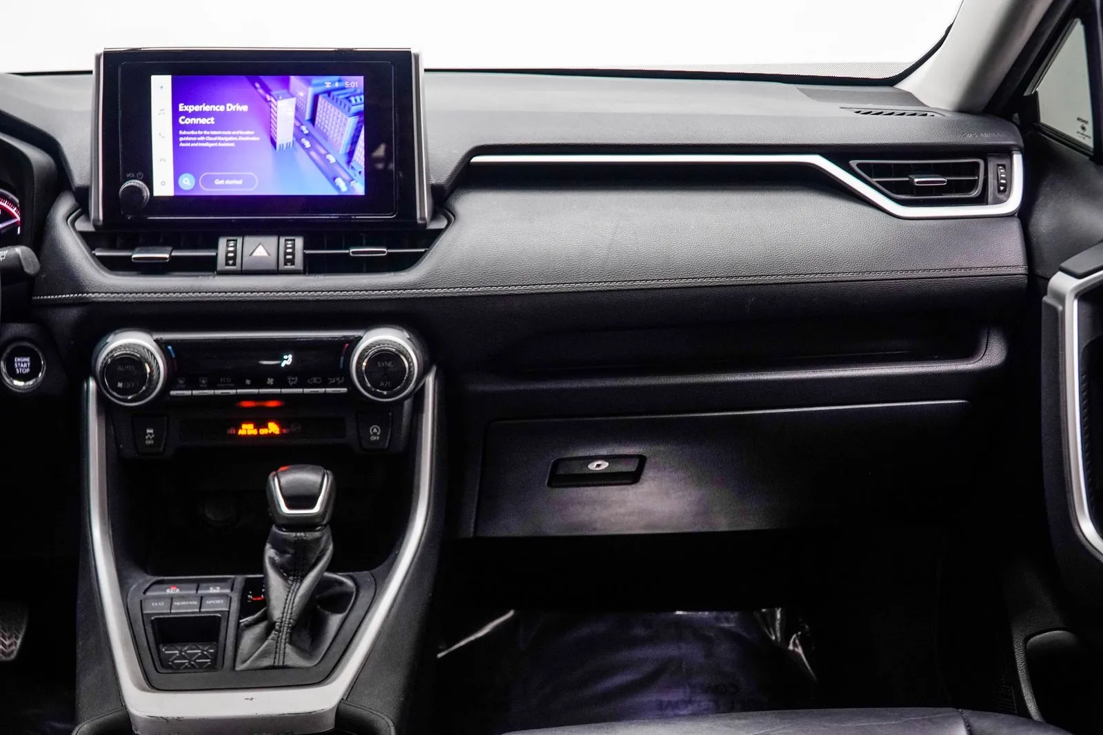 2024 Toyota RAV4 XLE Premium, photo 16