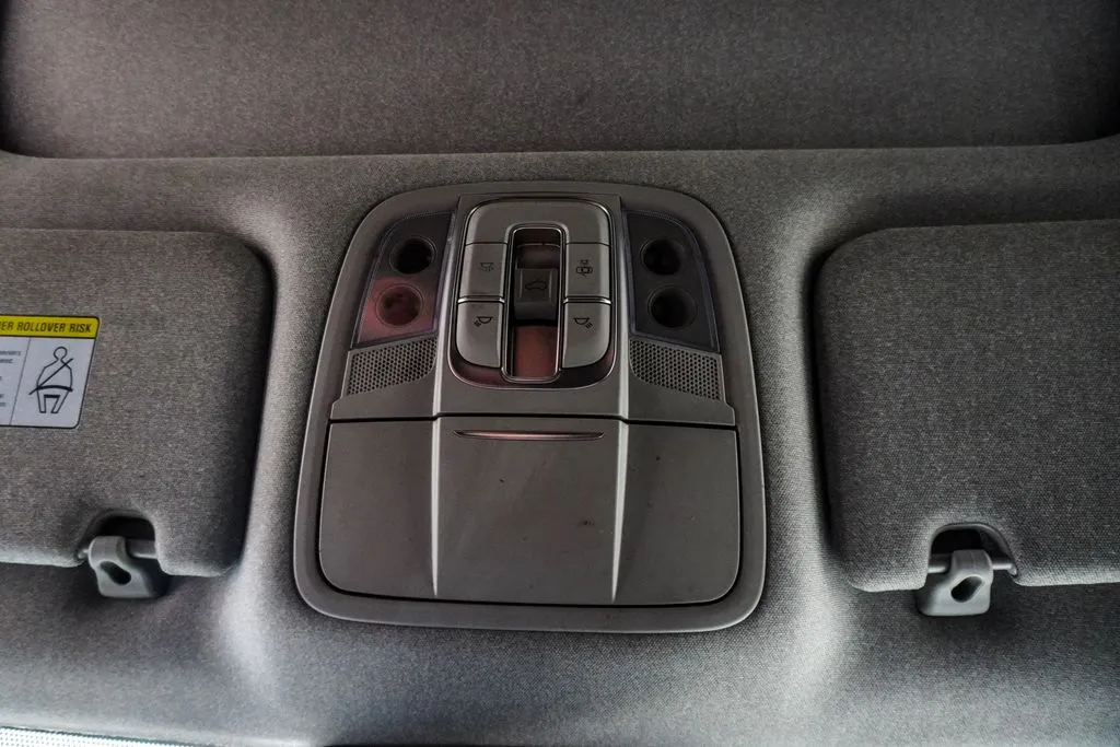 2020 Hyundai Santa Fe Limited, photo 23
