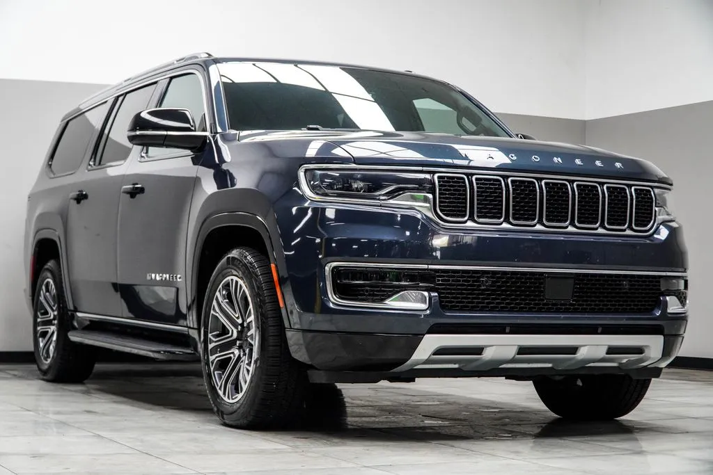 2023 Jeep Wagoneer L Series II, photo 4