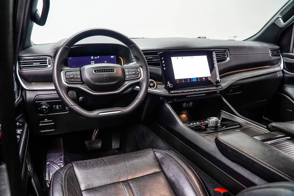 2023 Jeep Wagoneer L Series II, photo 12