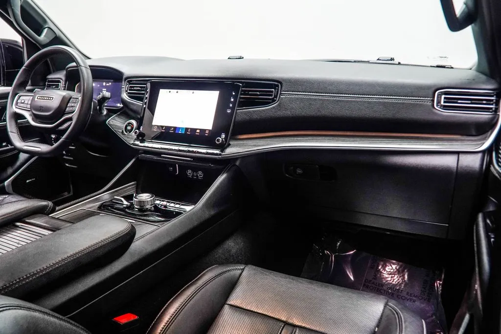 2023 Jeep Wagoneer L Series II, photo 16