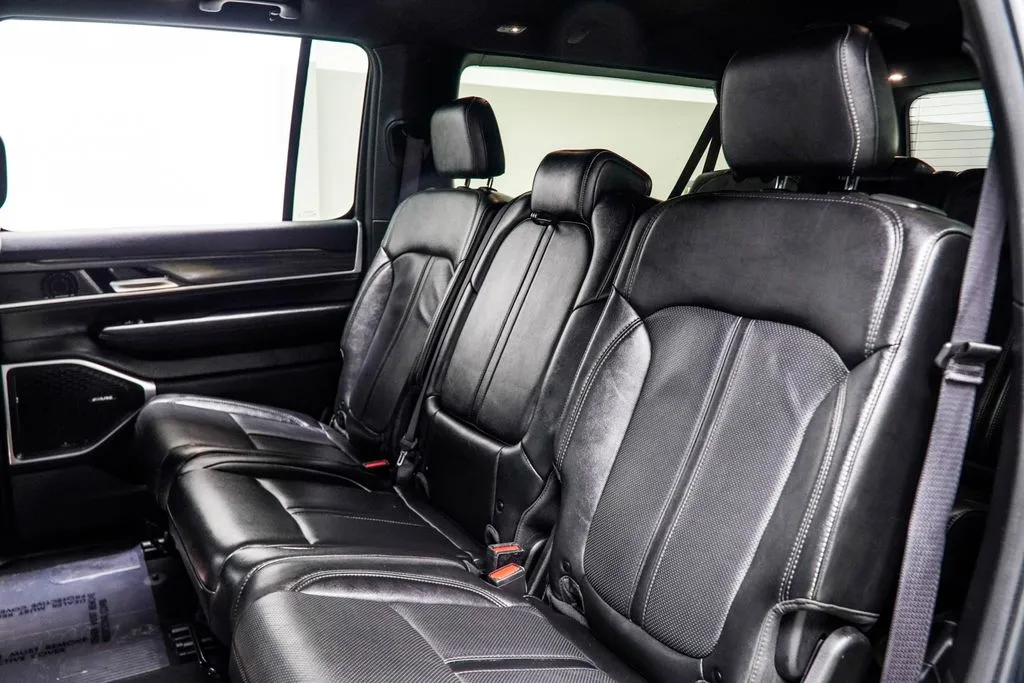 2023 Jeep Wagoneer L Series II, photo 32