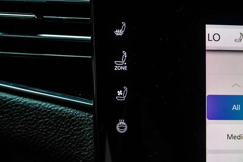 2023 Jeep Wagoneer L Series II, photo 25