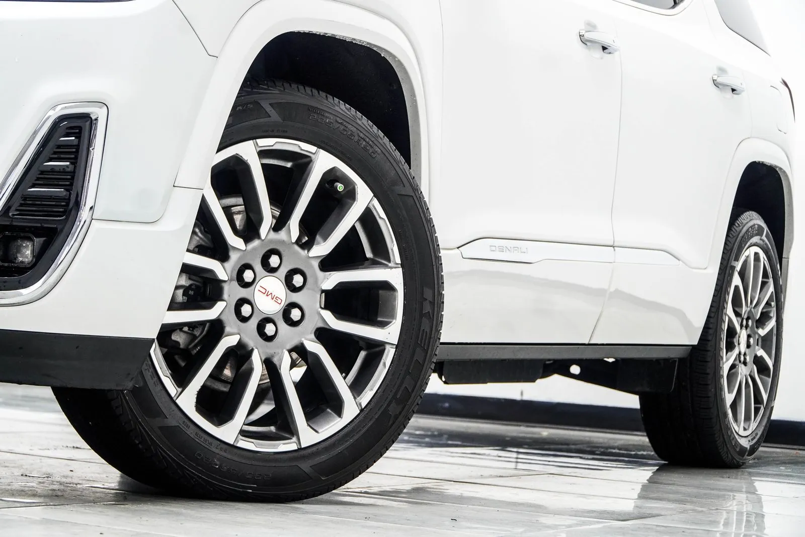 2021 GMC Acadia Denali, photo 1