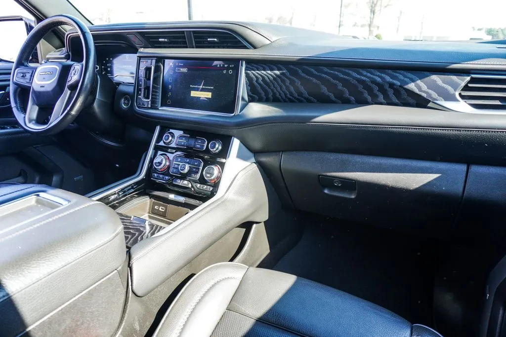 2023 GMC Yukon Denali, photo 10