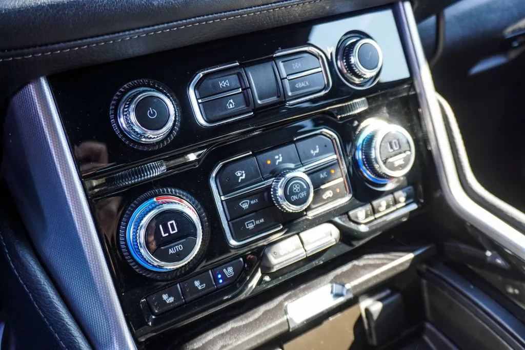 2023 GMC Yukon Denali, photo 21