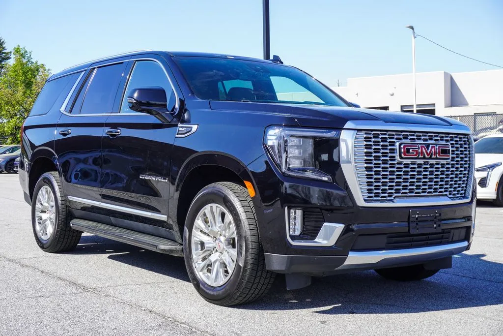 2023 GMC Yukon Denali, photo 3