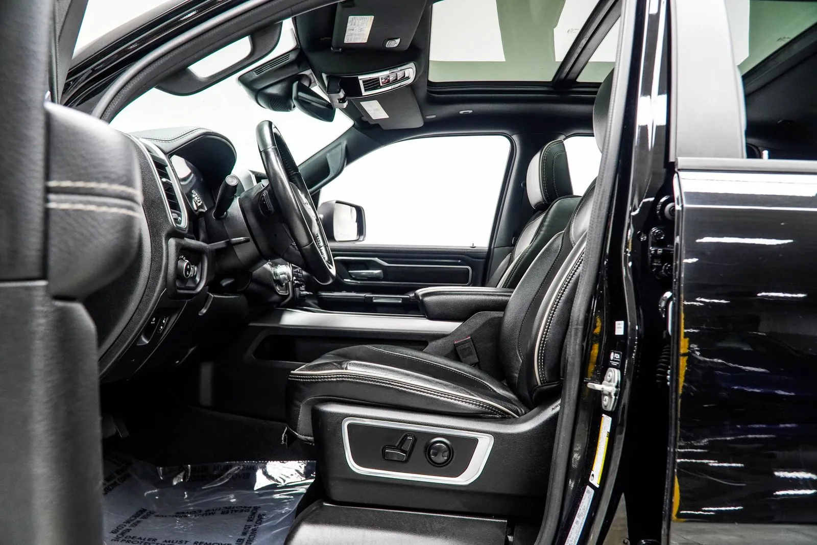 2023 Ram 1500 Laramie, photo 30