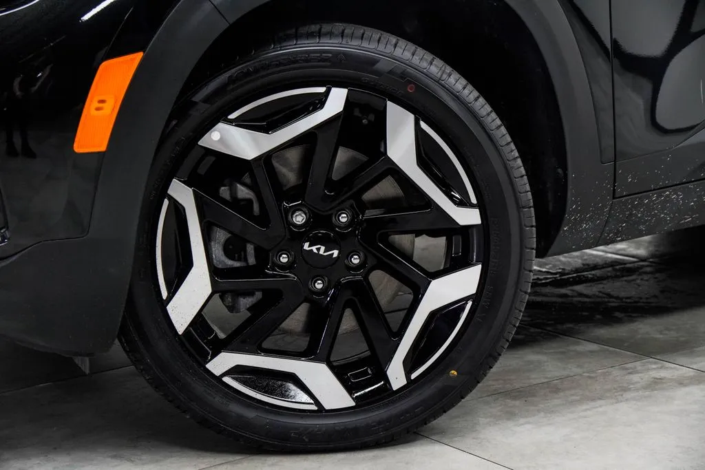 2024 Kia Seltos SX, photo 4