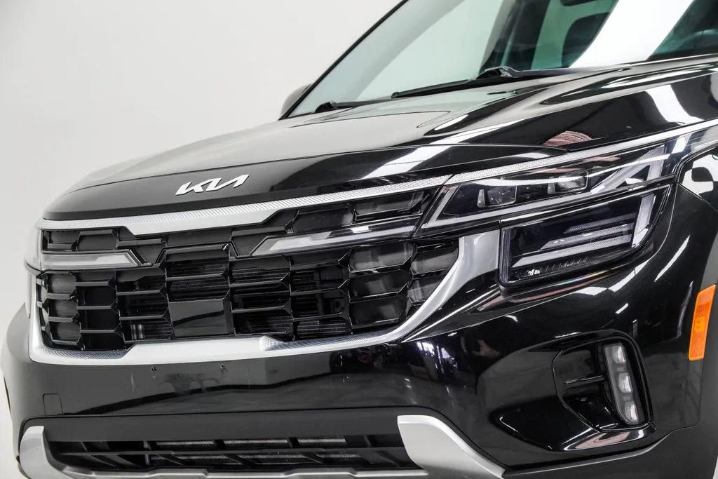 2024 Kia Seltos SX, photo 2