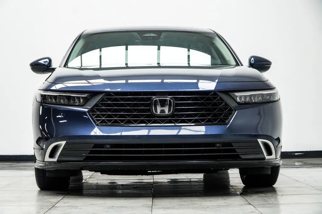 2023 Honda Accord Hybrid Touring, photo 7