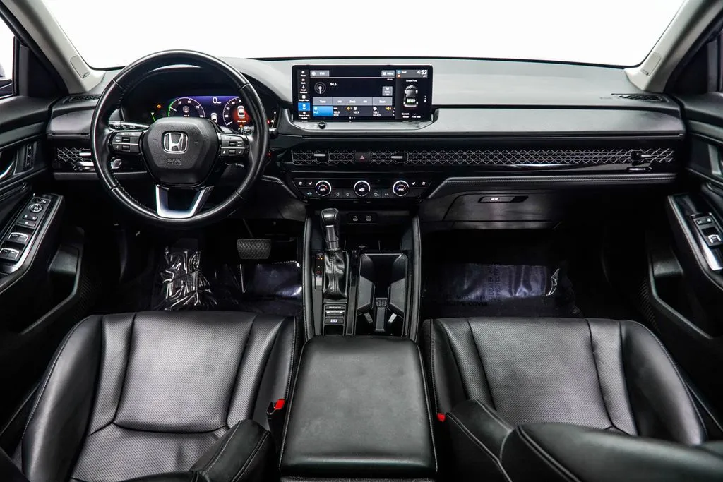 2023 Honda Accord Hybrid Touring, photo 4