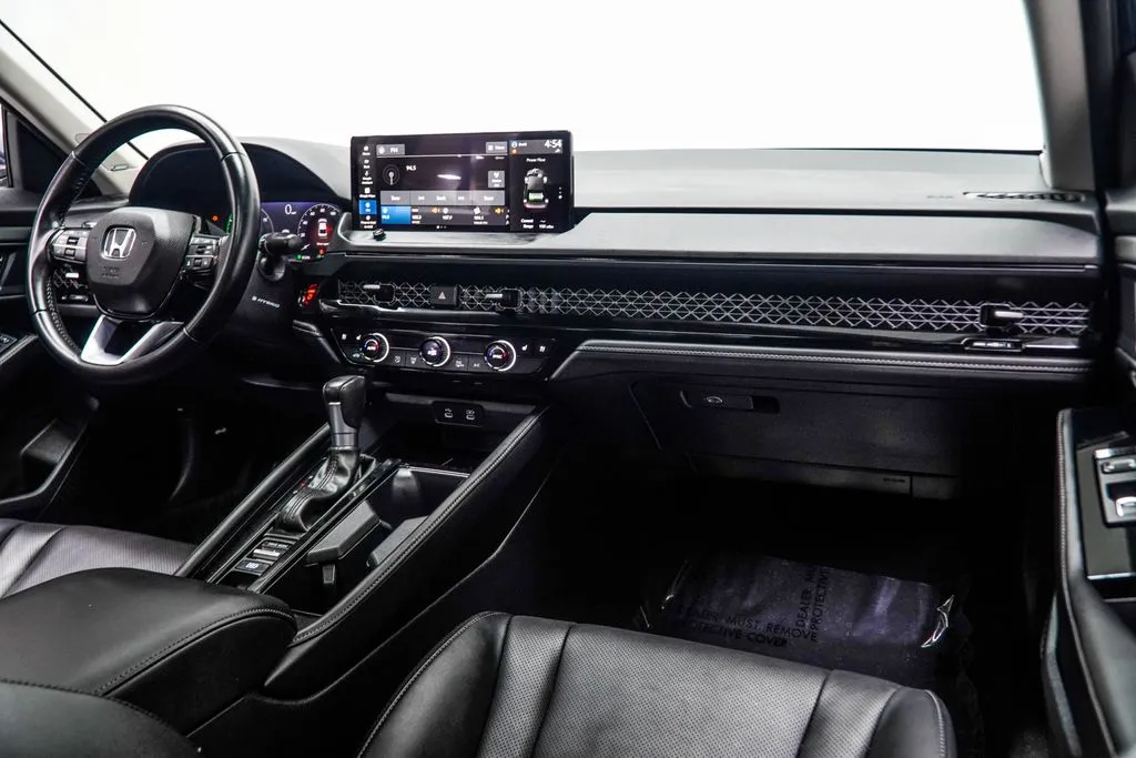 2023 Honda Accord Hybrid Touring, photo 18