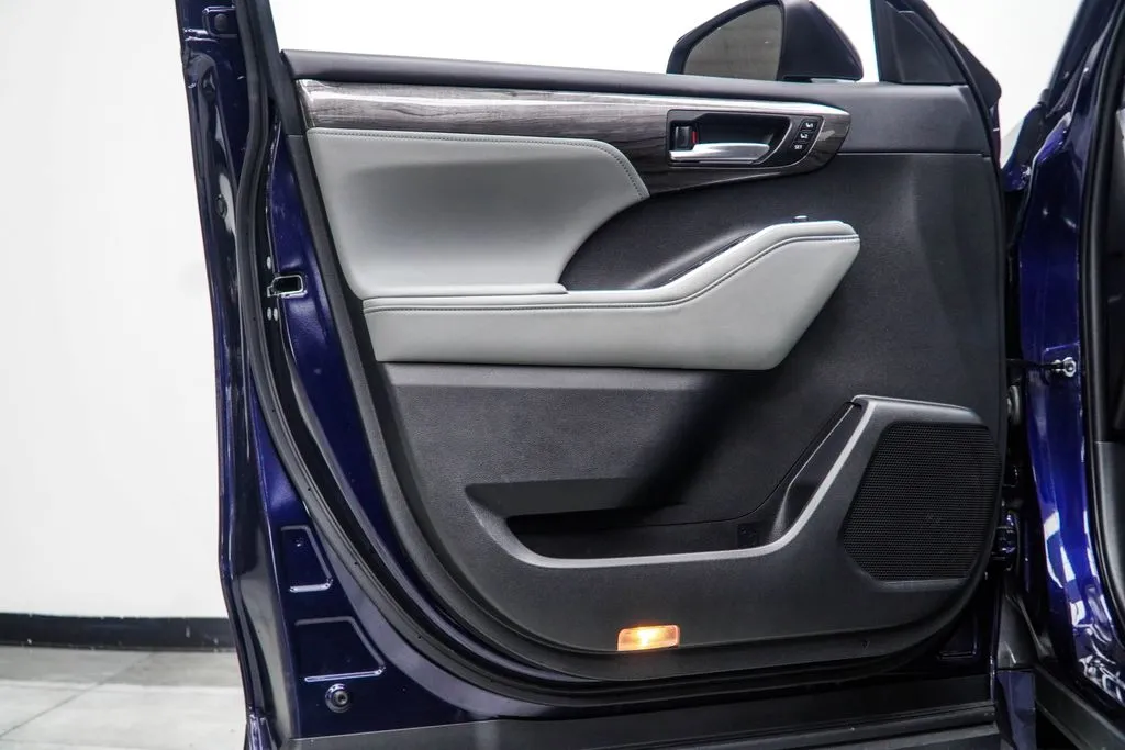 2023 Toyota Highlander Platinum, photo 28