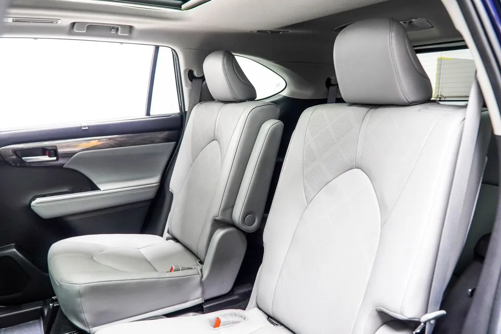 2023 Toyota Highlander Platinum, photo 35