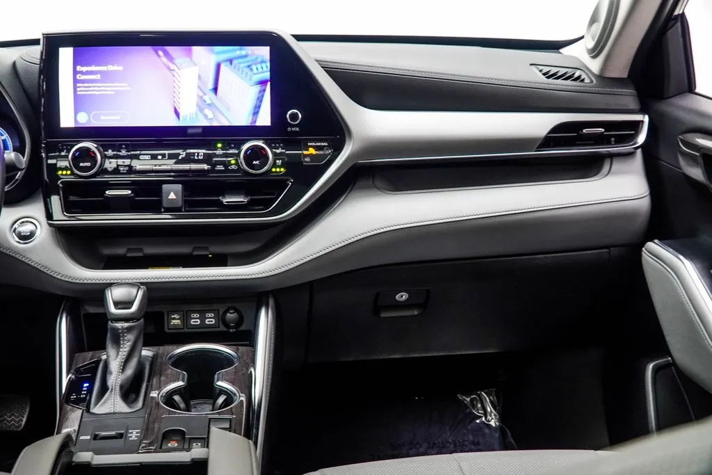 2023 Toyota Highlander Platinum, photo 17