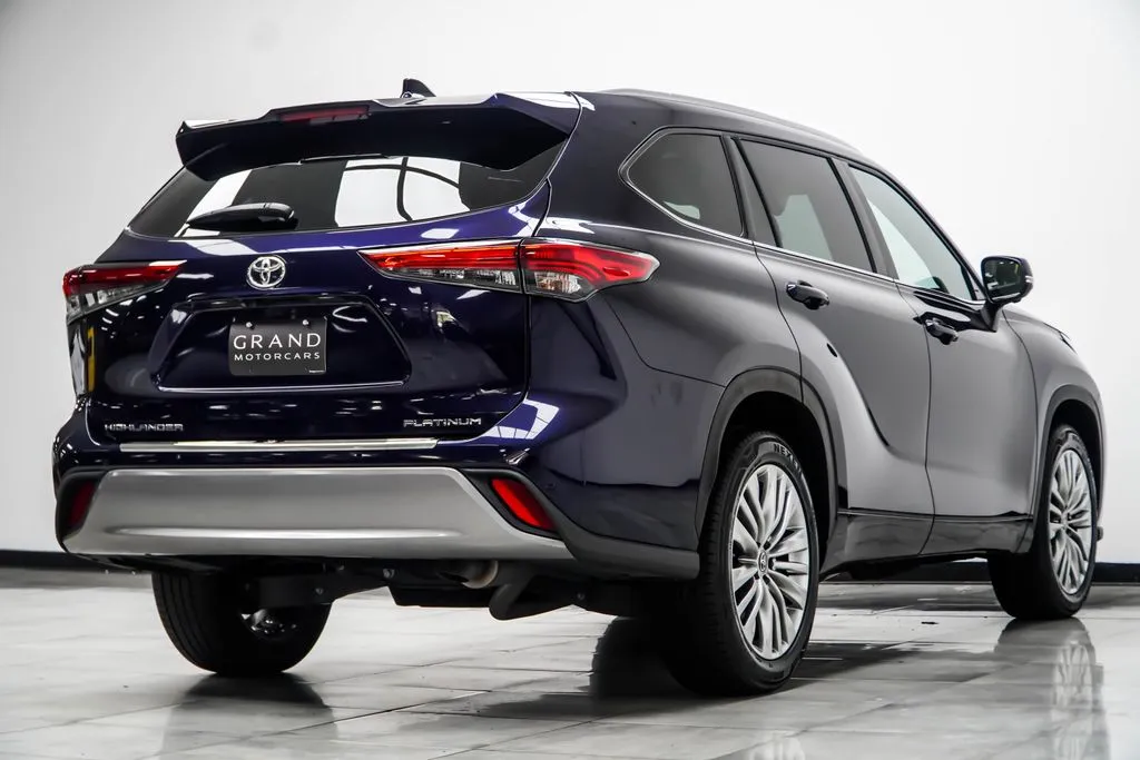 2023 Toyota Highlander Platinum, photo 12