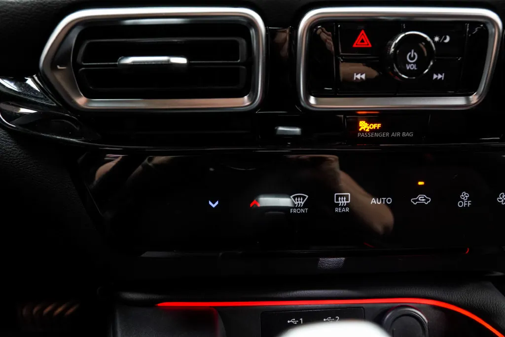 2026 Nissan Sentra SR, photo 26