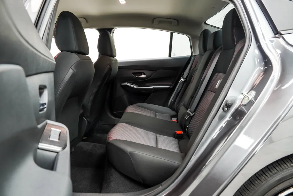 2026 Nissan Sentra SR, photo 18