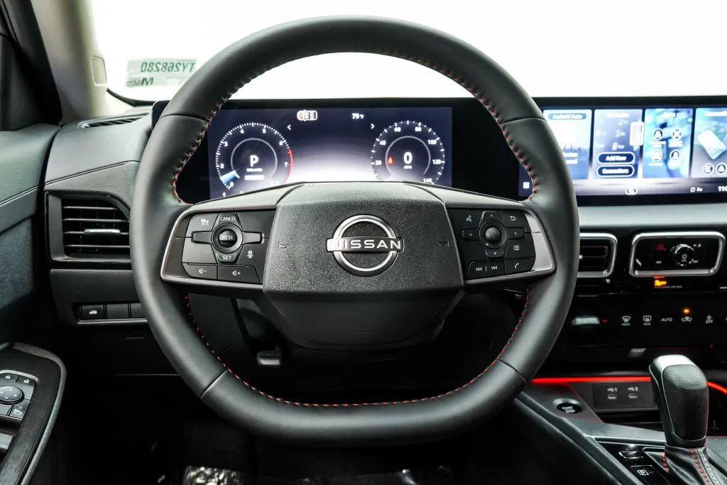 2026 Nissan Sentra SR, photo 22