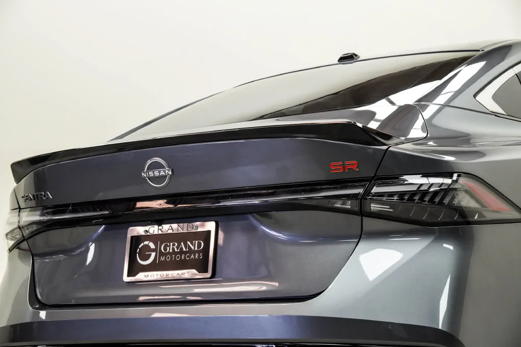 2026 Nissan Sentra SR, photo 13