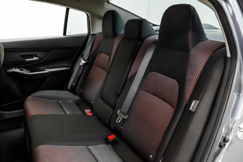 2026 Nissan Sentra SR, photo 17