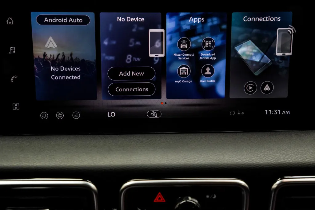 2026 Nissan Sentra SR, photo 27