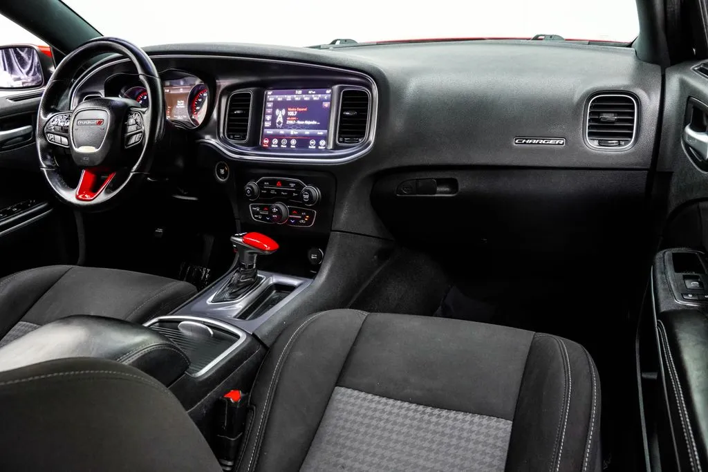2020 Dodge Charger GT, photo 21