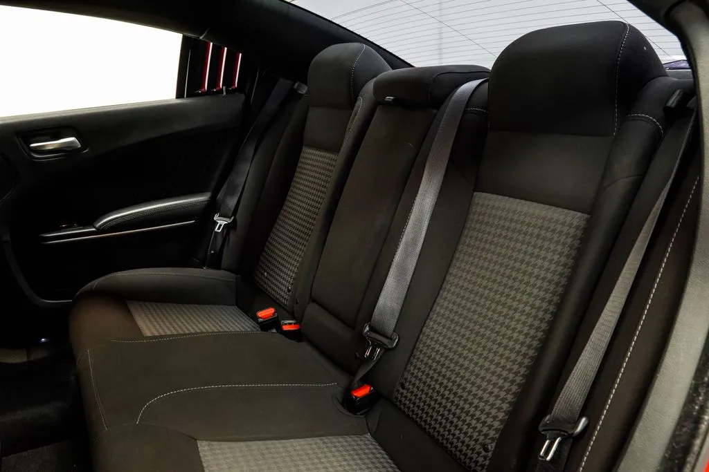 2020 Dodge Charger GT, photo 17