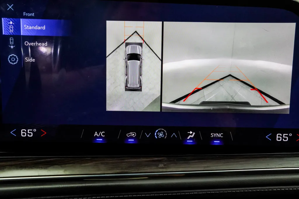 2025 Chevrolet Tahoe LS, photo 32