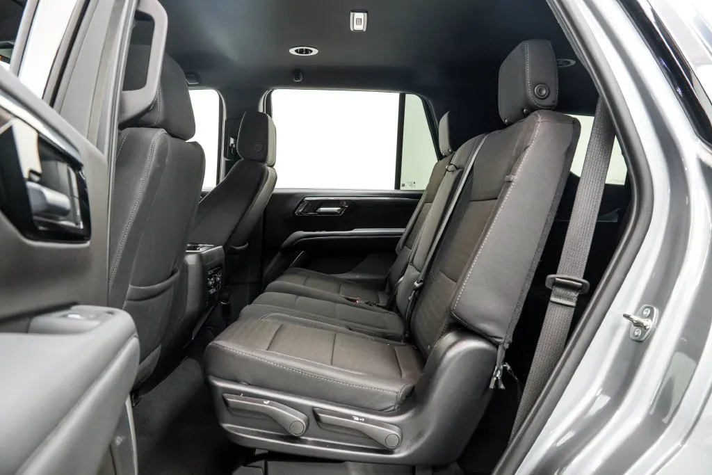 2025 Chevrolet Tahoe LS, photo 18