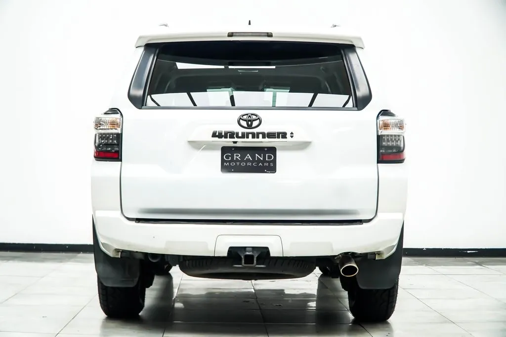 2023 Toyota 4Runner SR5 Premium, photo 9