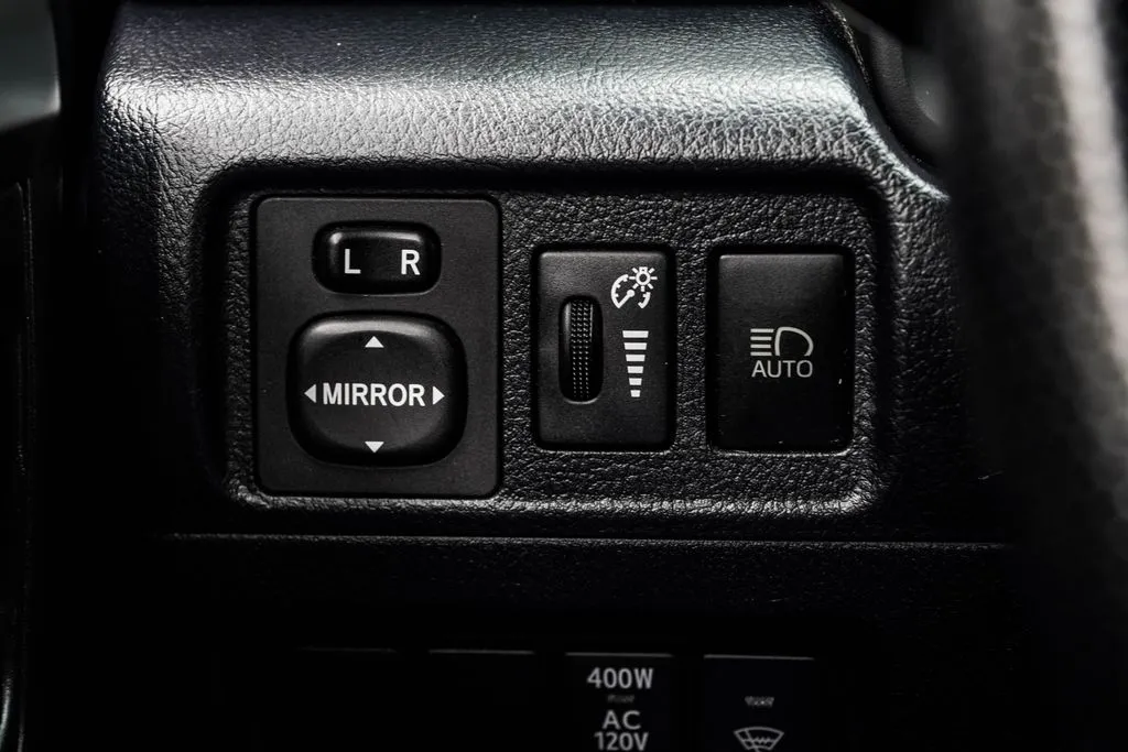 2023 Toyota 4Runner SR5 Premium, photo 32
