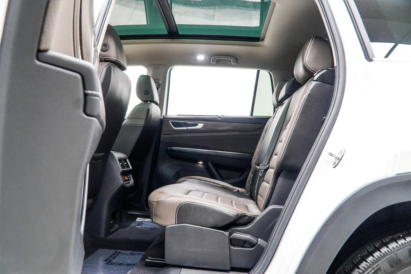 2024 Volkswagen Atlas 2.0T SEL, photo 34