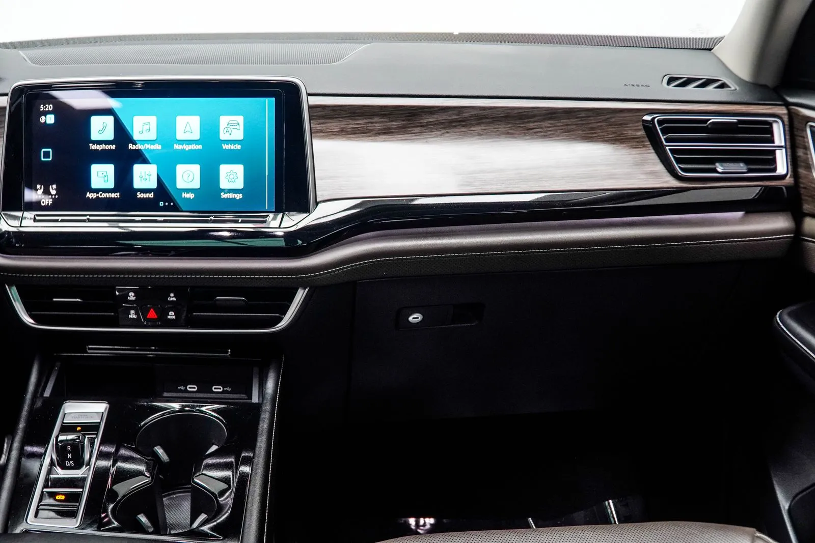 2024 Volkswagen Atlas 2.0T SEL, photo 16