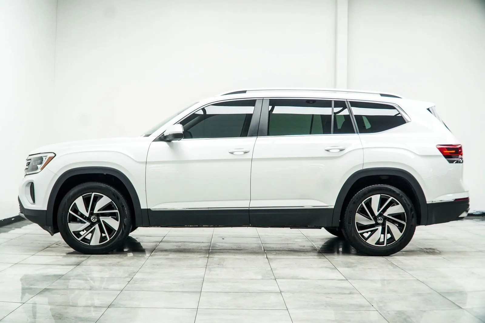 2024 Volkswagen Atlas 2.0T SEL, photo 8