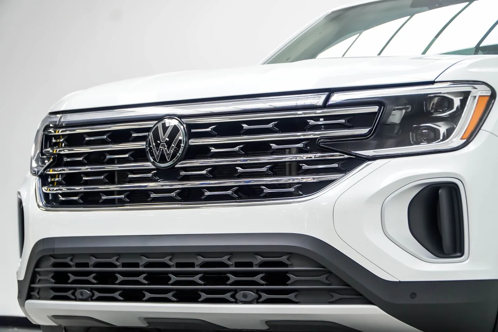 2024 Volkswagen Atlas 2.0T SEL, photo 1