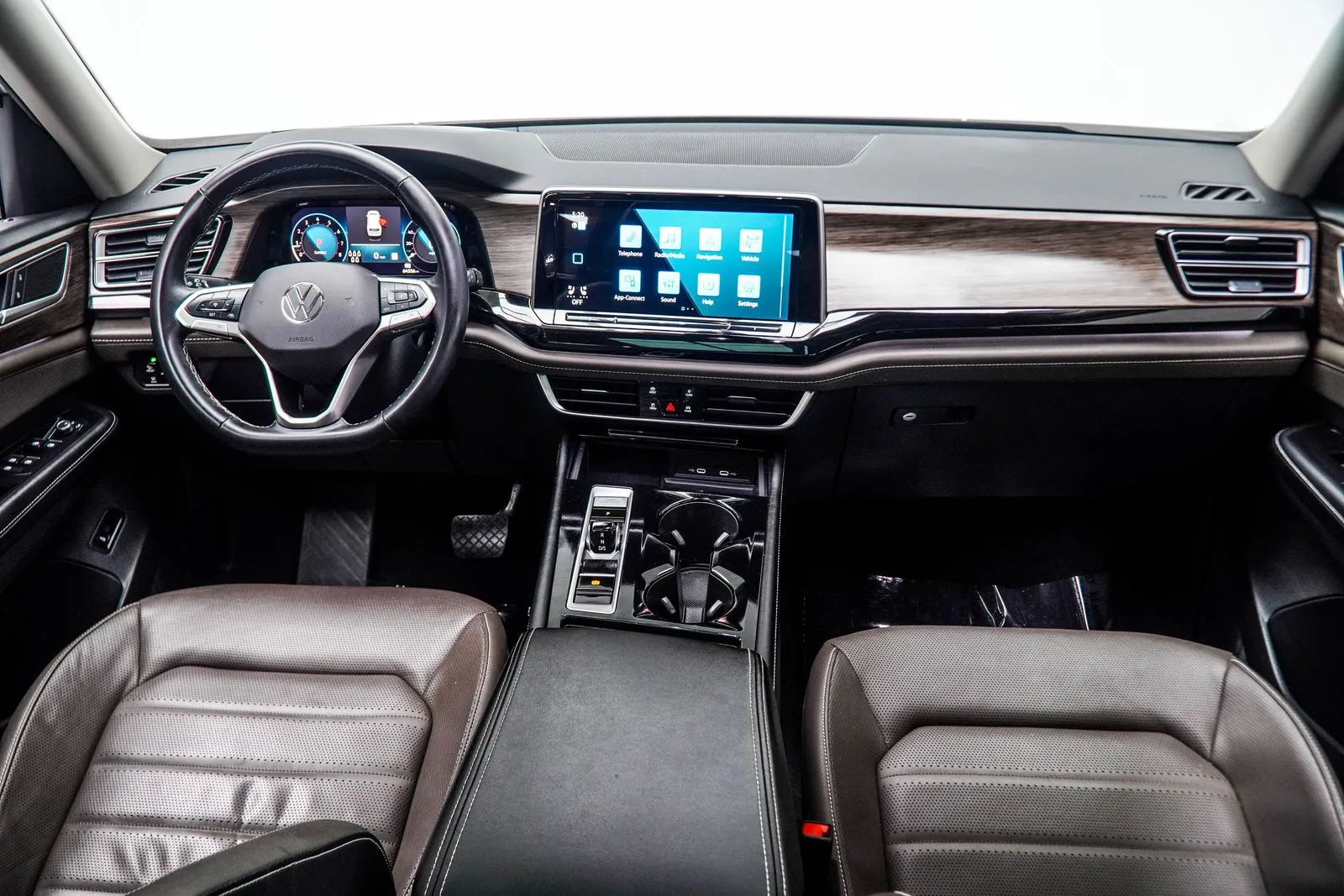 2024 Volkswagen Atlas 2.0T SEL, photo 4