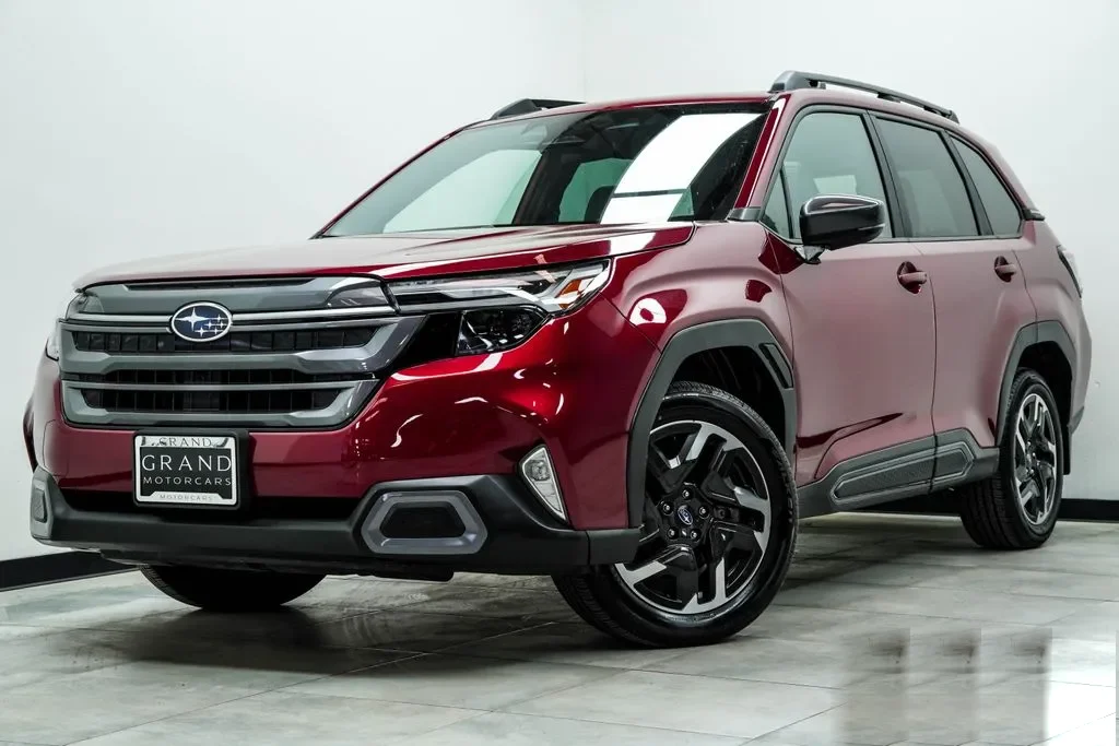 2025 Subaru Forester Limited, photo 1