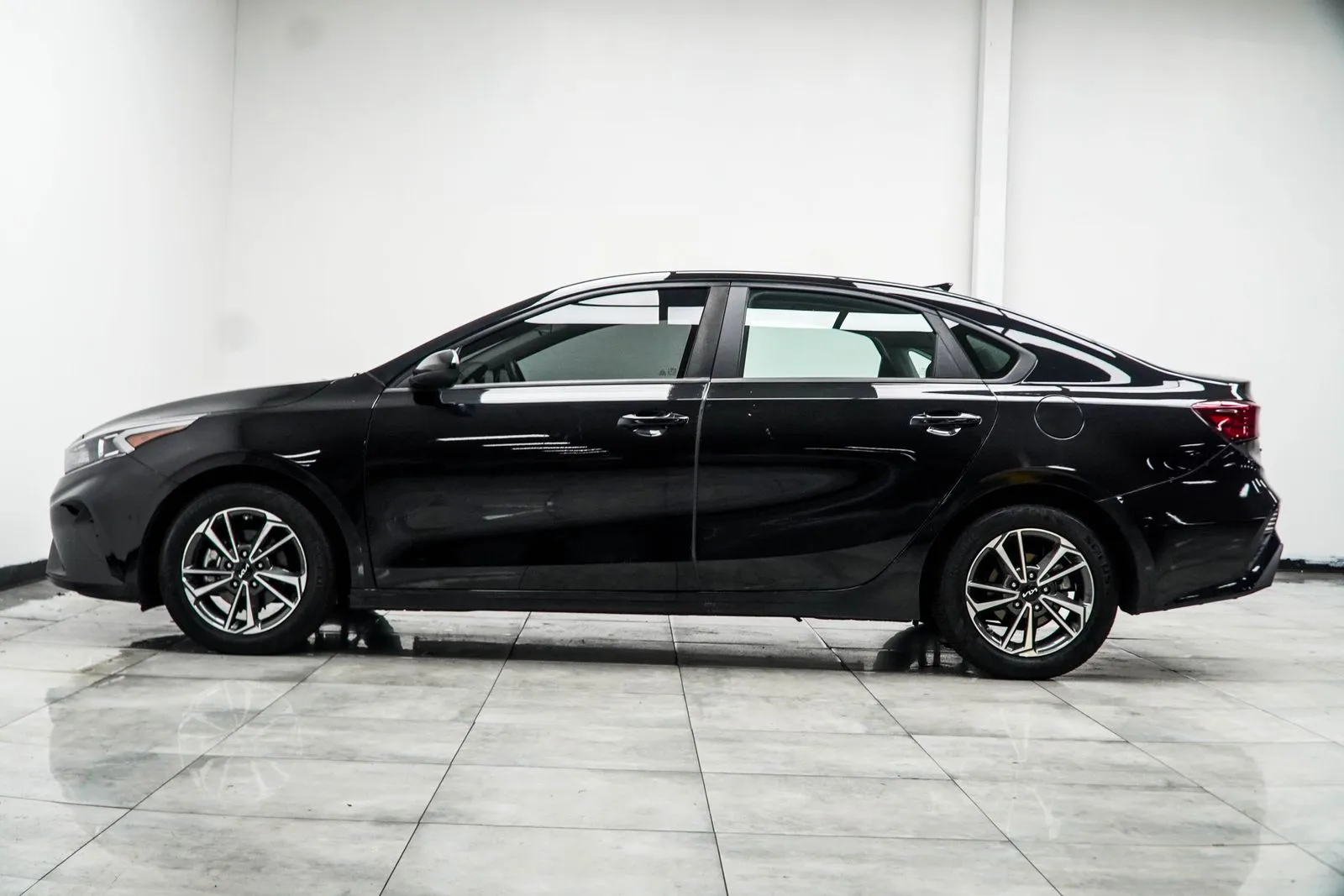 2024 Kia Forte LXS, photo 7