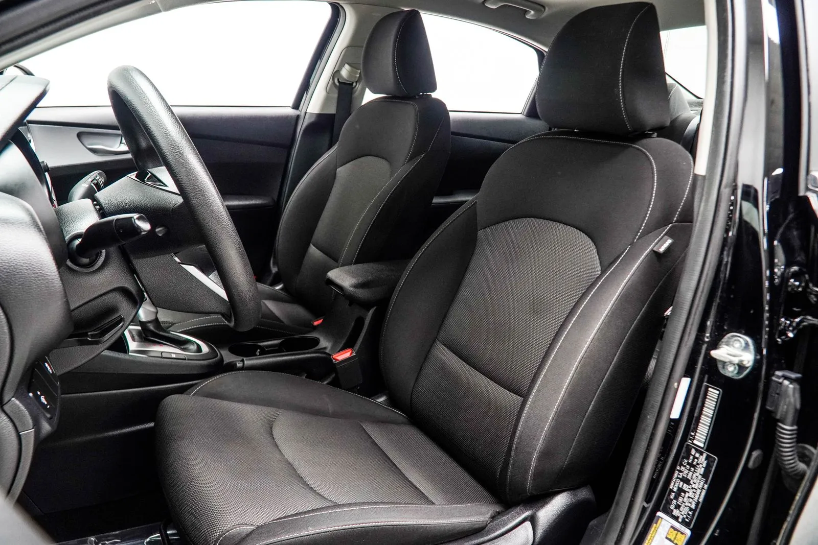 2024 Kia Forte LXS, photo 29